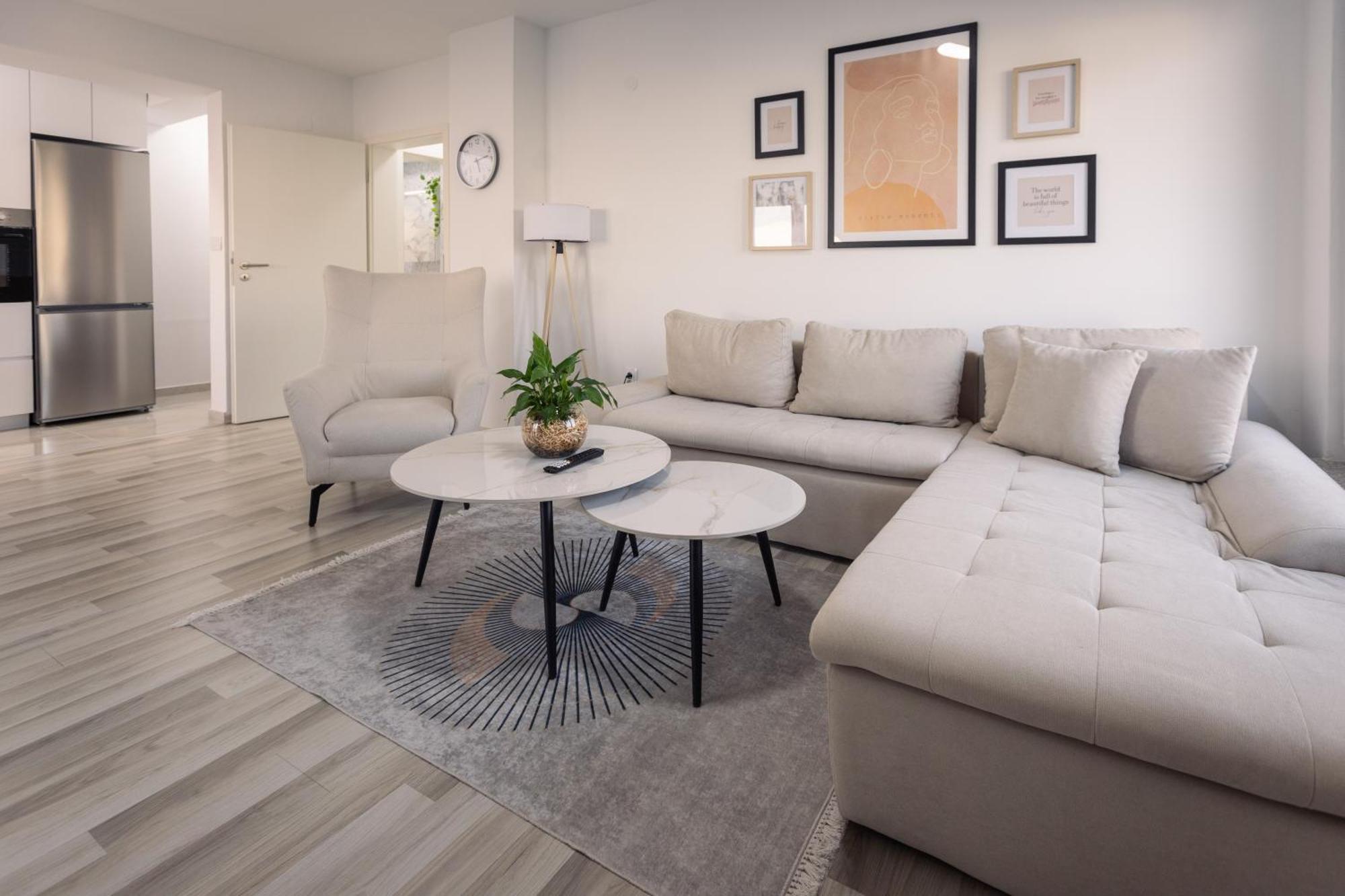 T20 Apartments 스코페 외부 사진